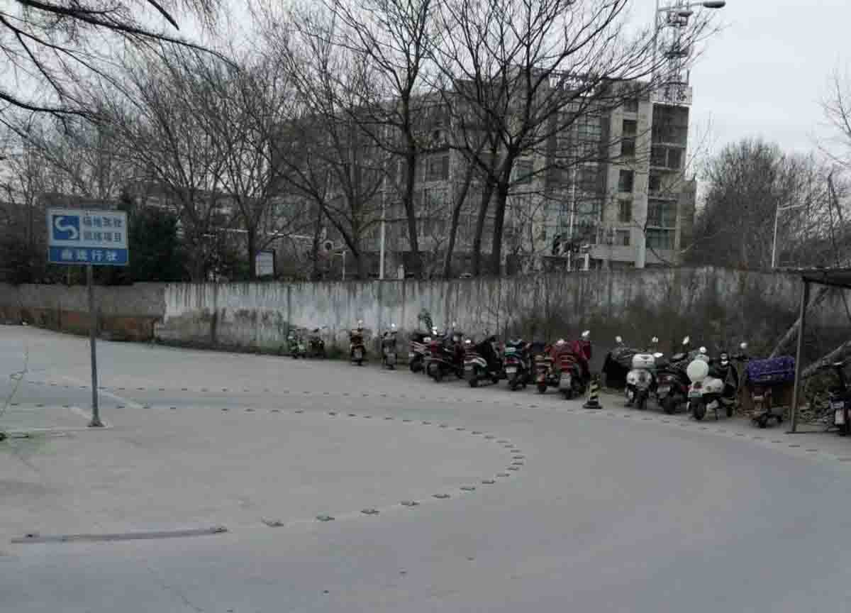 附近驾校